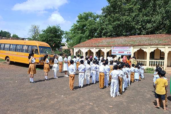 Guru Purnima celebration 2022 at MVM Gosalpur.
